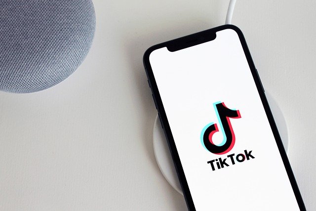 I want to use the new service "TikTok Kitchen"